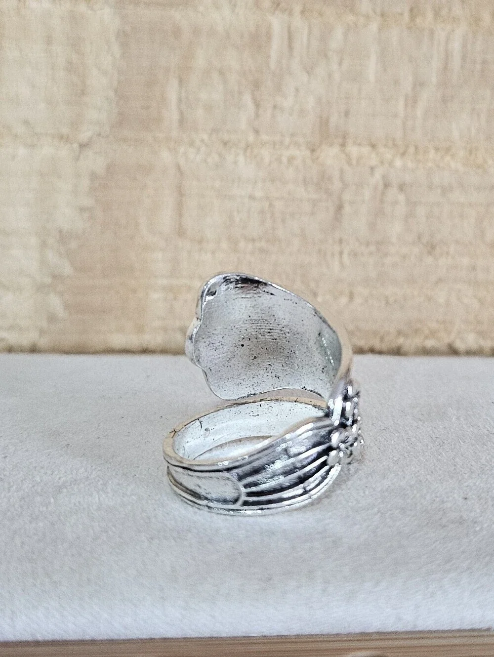 The Unbranded Brand 💥spoon ring